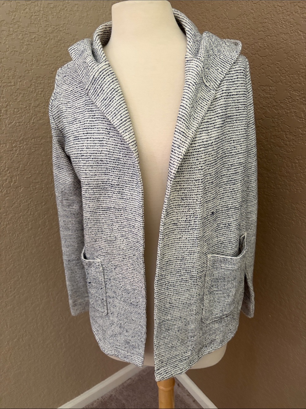 LOFT Hooded Open-Front Knit Cardigan with navy stitching size M like new